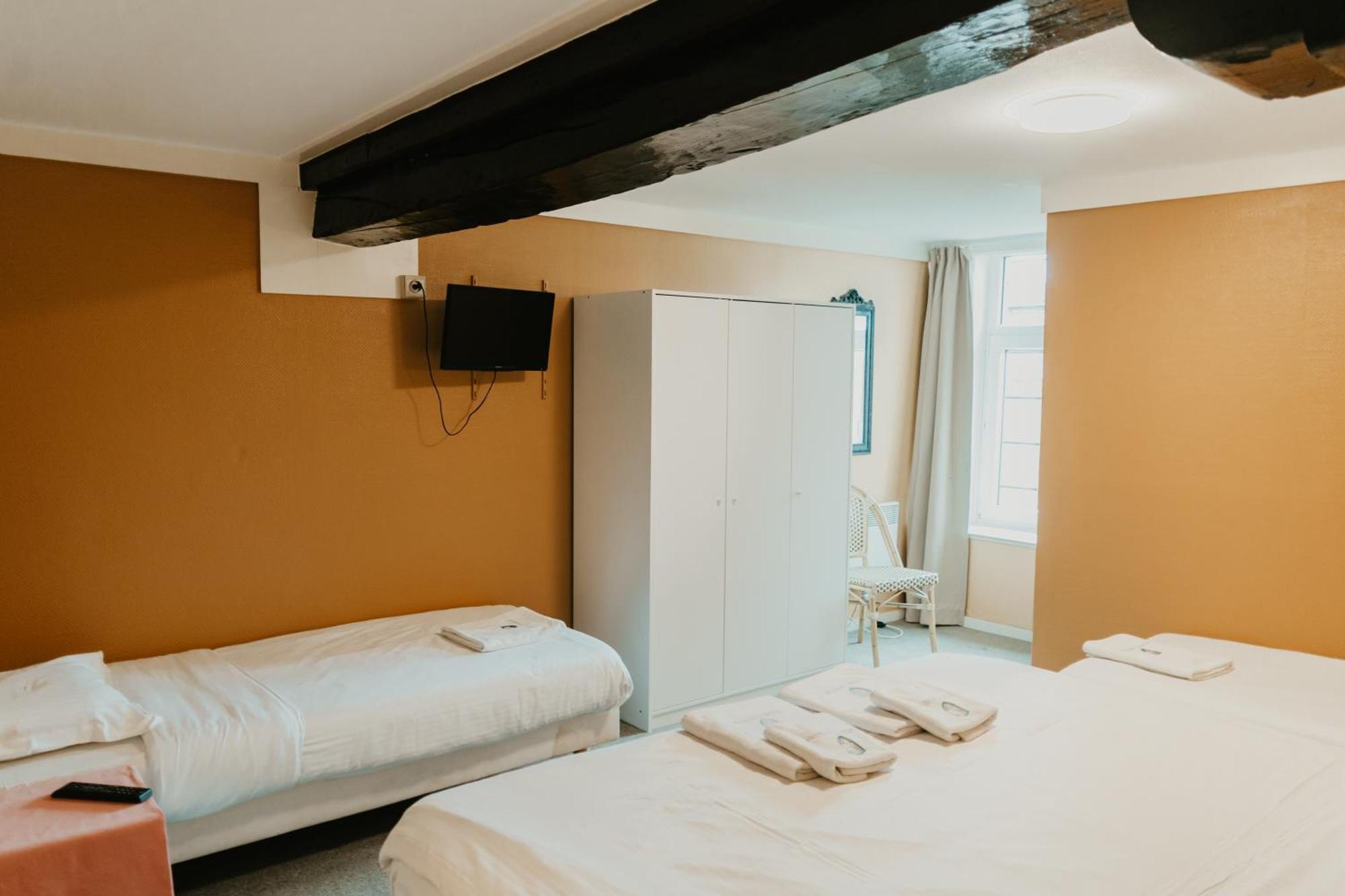 ברוז' Hotel Cavalier מראה חיצוני תמונה