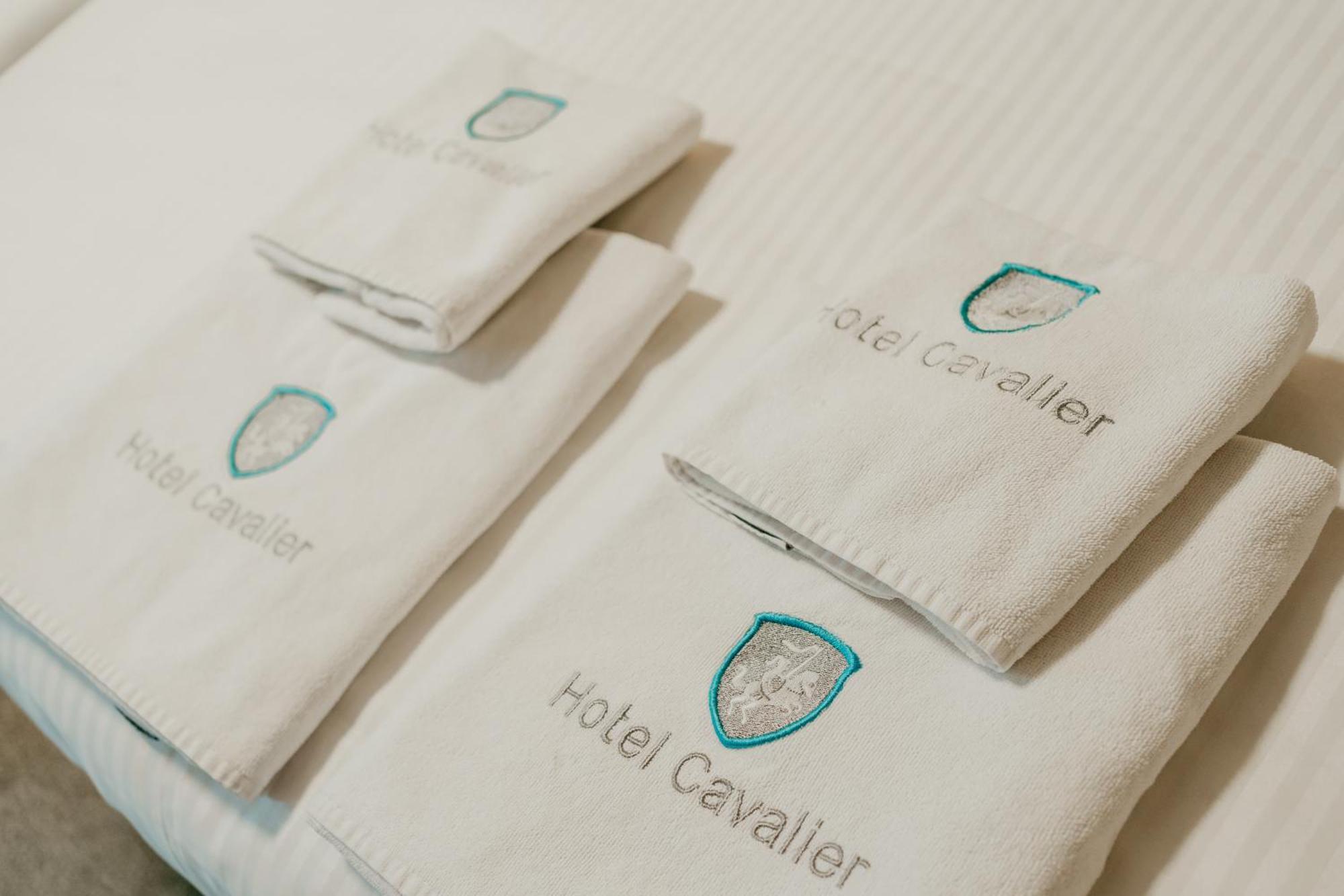 ברוז' Hotel Cavalier מראה חיצוני תמונה