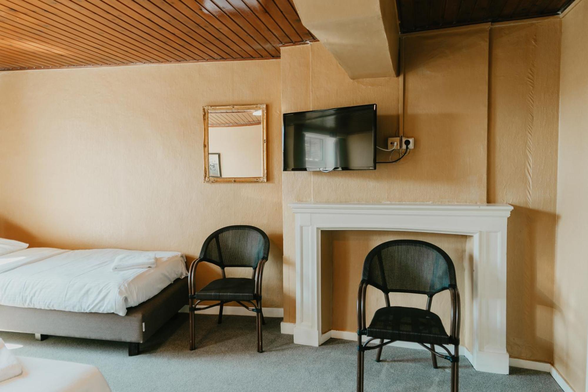 ברוז' Hotel Cavalier מראה חיצוני תמונה