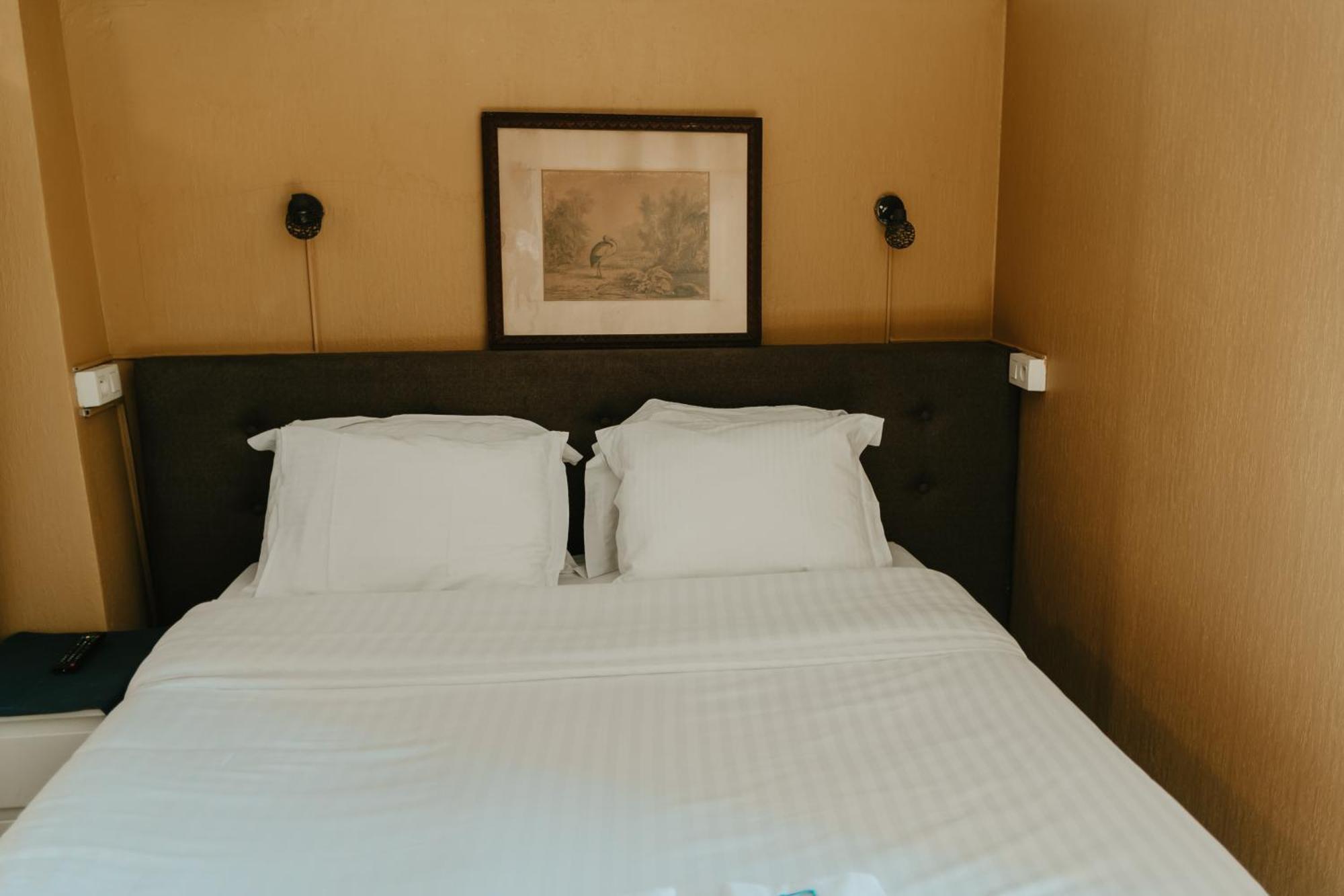 ברוז' Hotel Cavalier מראה חיצוני תמונה