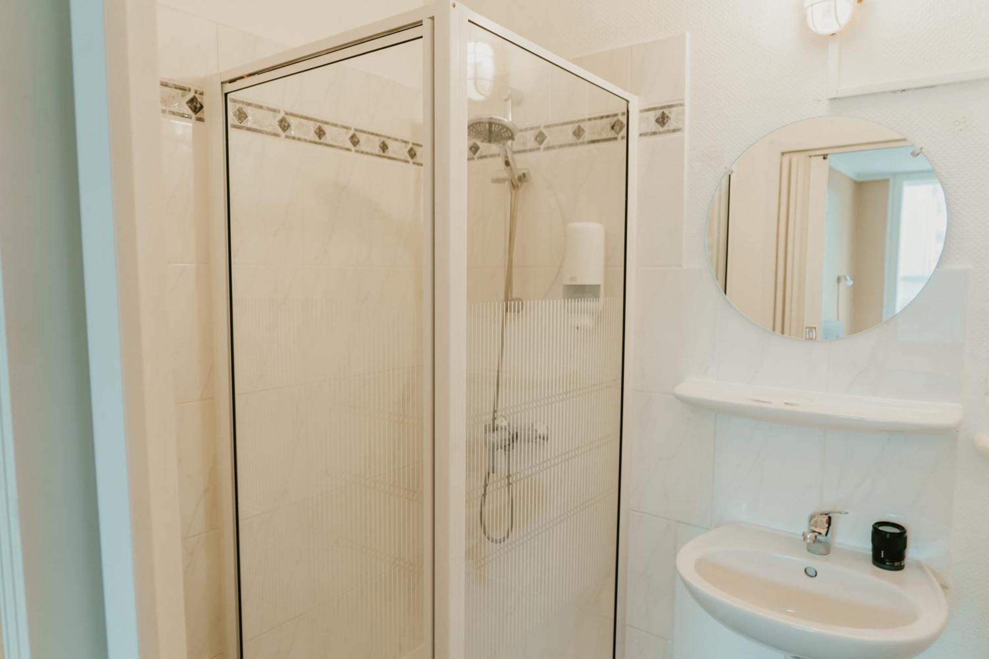 ברוז' Hotel Cavalier מראה חיצוני תמונה