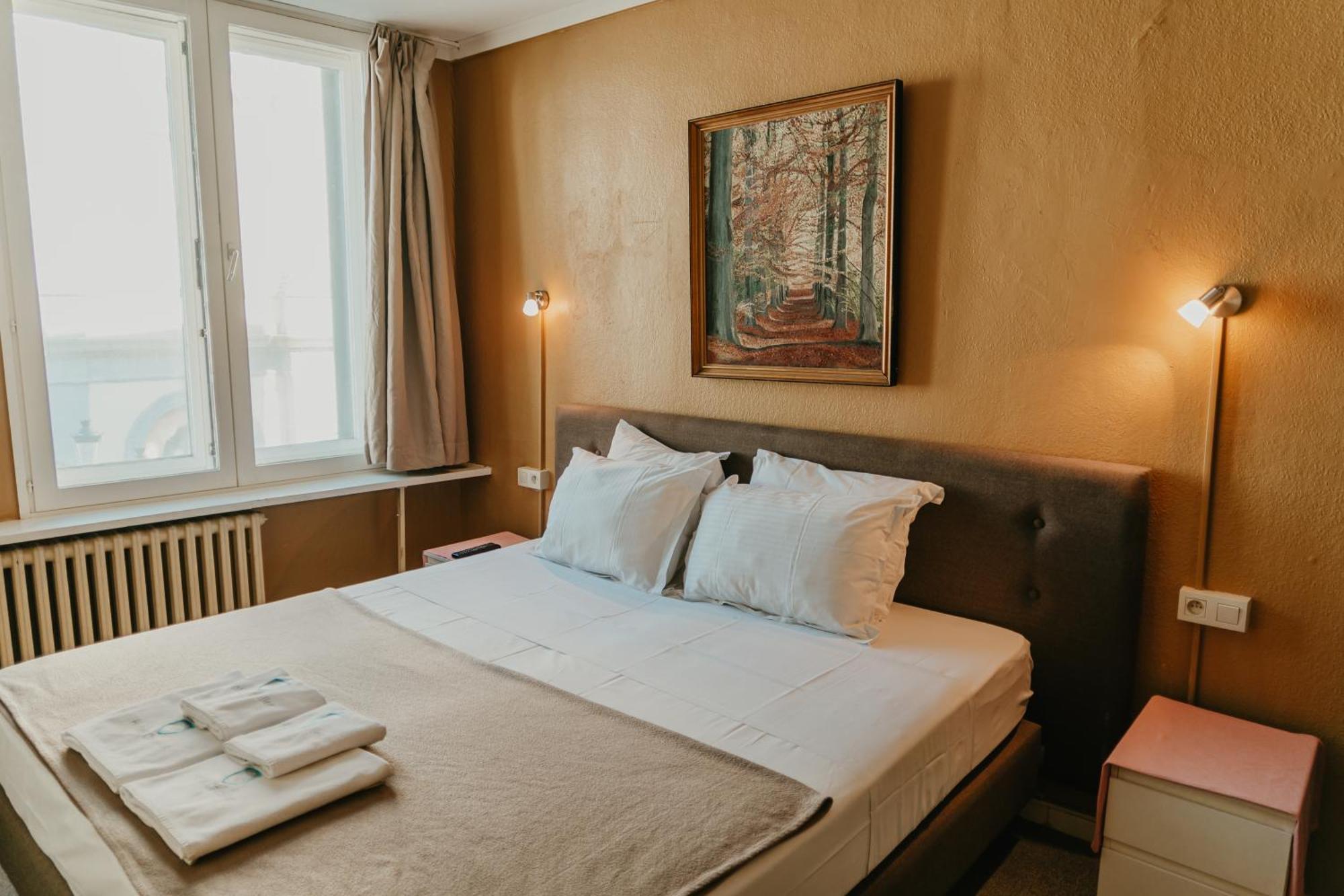 ברוז' Hotel Cavalier מראה חיצוני תמונה